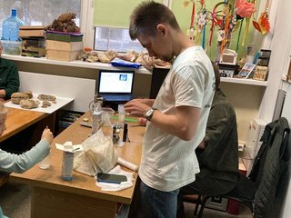 photo_5202162344690580830_y